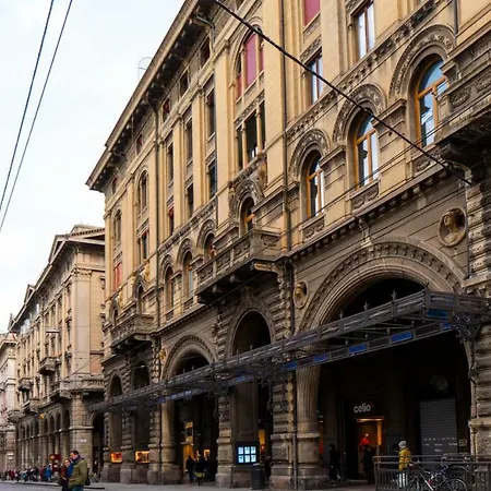 Rizzoli 3 *
